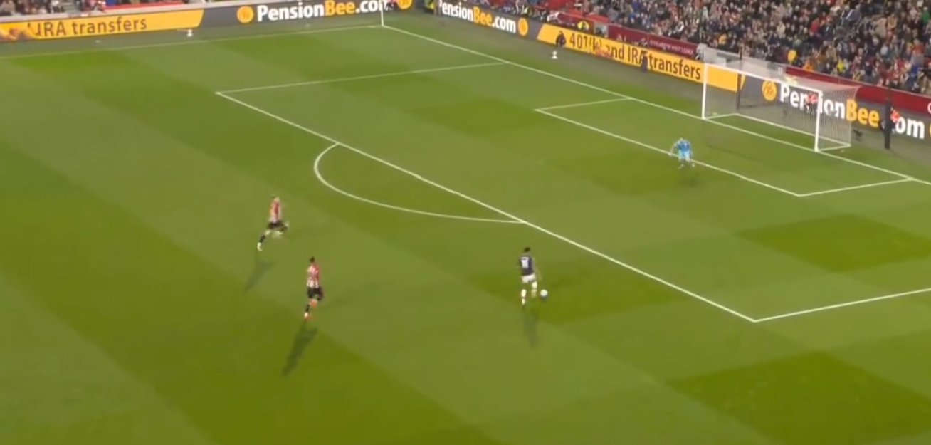 順足單刀你怎么處理?英超重大機會錯失榜:沃特金斯第1加納喬第8