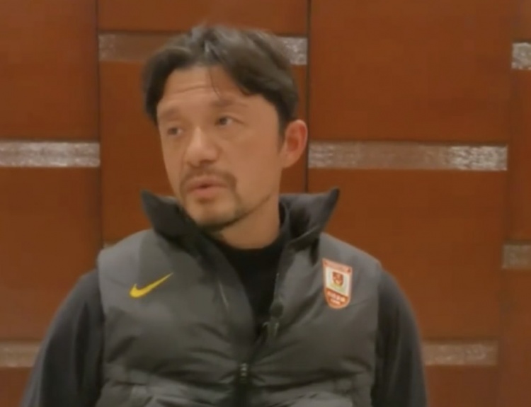 謝暉再談“壓著打”:我把激情融入到執(zhí)教理念 不會滿足守住比分