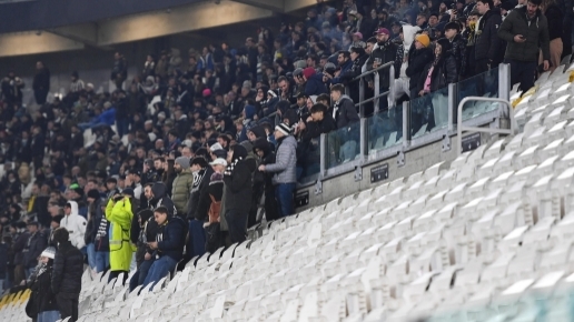 0-4慘敗!米體:尤文球迷在主場(chǎng)抗議球隊(duì)和管理層,多人提前離場(chǎng)