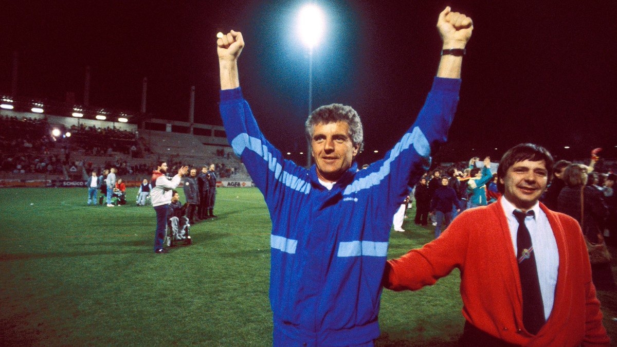 88年0-3最終逆轉(zhuǎn)西班牙人!藥廠名帥里貝克:逆轉(zhuǎn)拜仁概率仍有15%