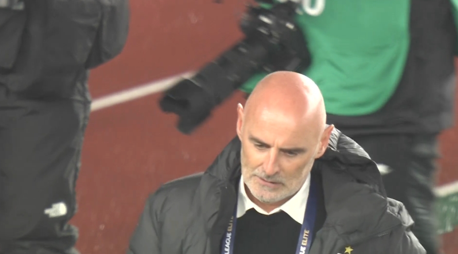 少了奧斯卡武巴!海港去年雙冠42戰(zhàn)5負 今年7場5負亞冠全敗進一球