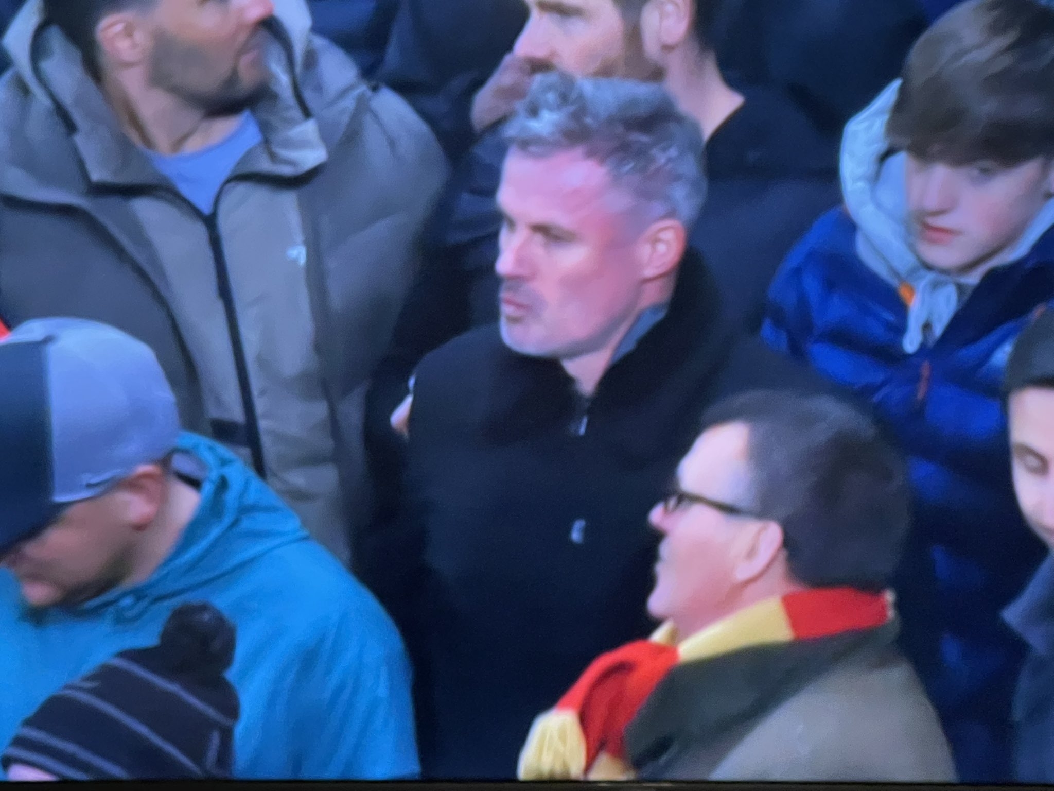 郵報:卡拉格在KOP看臺目睹利物浦出局,表情嚴峻