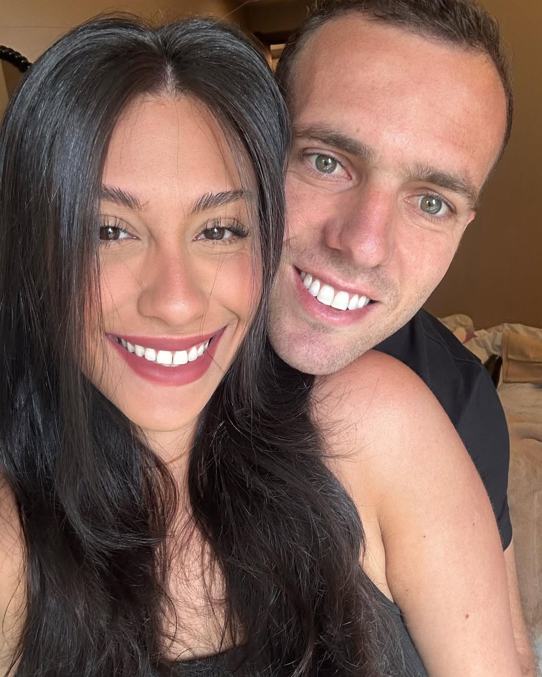 嫂子好！塞爾吉尼奧取得中國(guó)國(guó)籍，以后就是一家人了