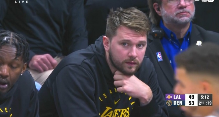 愛莫能助??！東契奇本場缺陣 坐在場邊觀戰(zhàn)