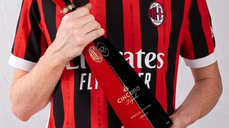 米蘭125周年與喬丹的龍舌蘭酒聯(lián)動:全球限量125瓶,售價2350元