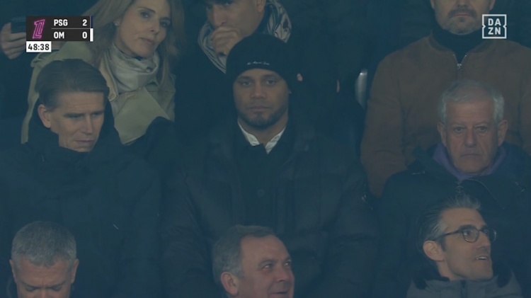 孔帕尼觀戰巴黎vs馬賽,法爾克:拜仁不愿回應,可能涉及考察球員