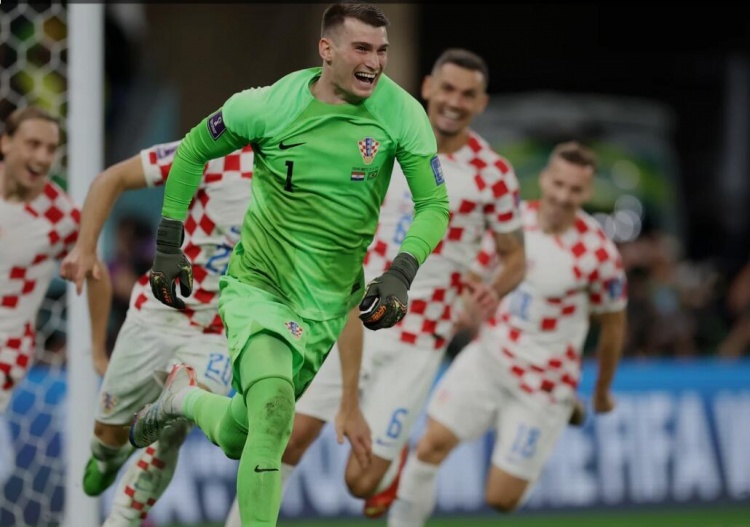 克羅地亞門將：法國隊擁有世界上最好的球員，我們要始終保持警惕