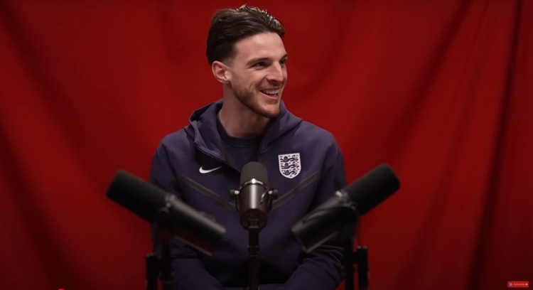 賴斯:由于跑步姿勢津琴科給我起外號“馬”,現在全隊都這么叫了