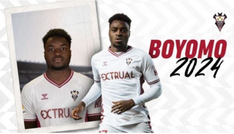 36小時+8000公里+3次航班!奧薩蘇納球員博約莫趕上對巴薩的比賽