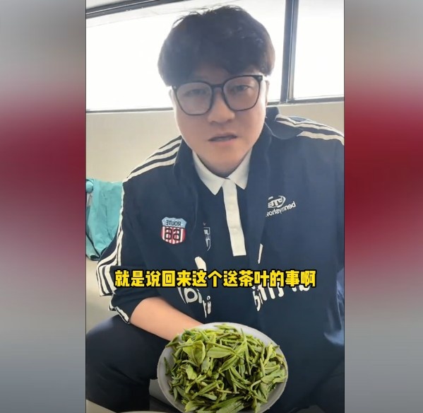 趙鵬:不太清楚賈秀全要球員買茶葉的段子,但這在現實中也正常