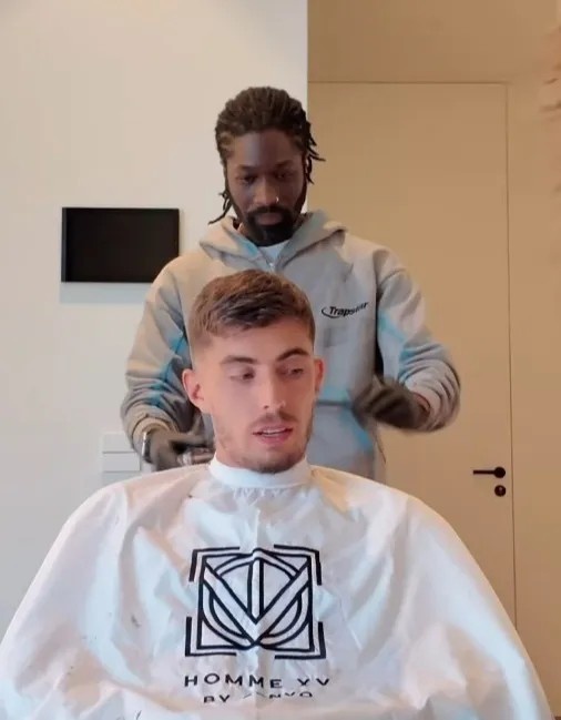 理發師談拉米雷斯：之前他在中國踢球，經常請我飛過去給他理發