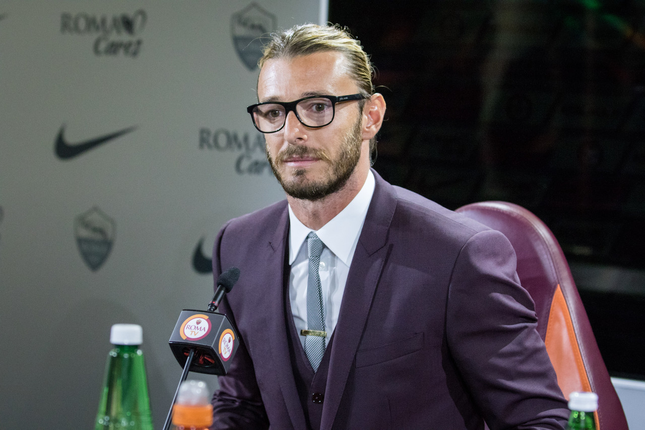 巴爾扎雷蒂:阿萊格里是米蘭不錯(cuò)選擇,他深諳米蘭文化且經(jīng)驗(yàn)豐富