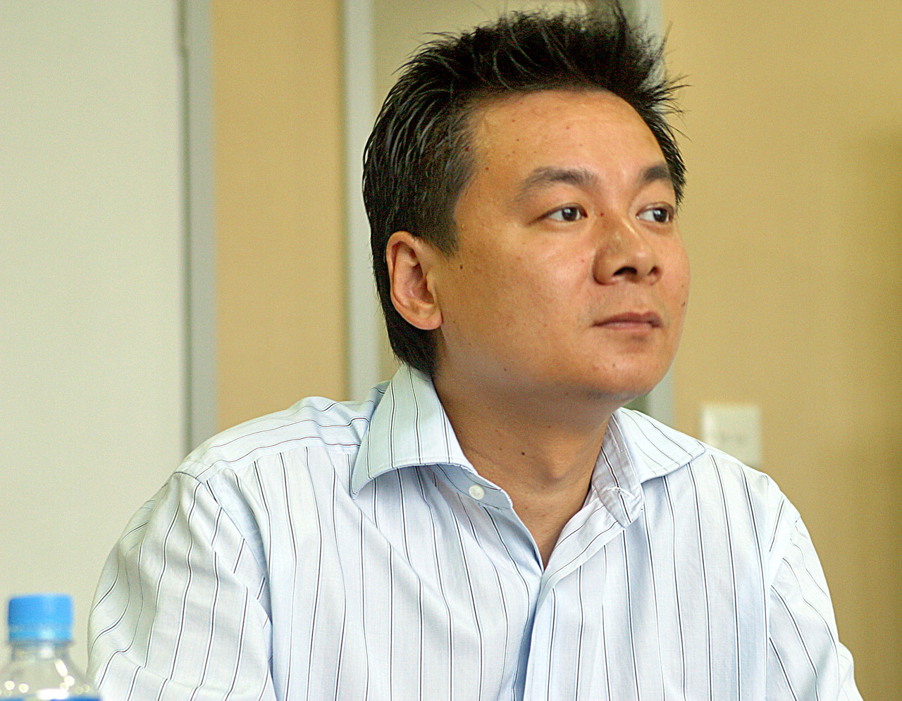 準(zhǔn)備出戰(zhàn)!59歲朱駿再戰(zhàn)足協(xié)杯,位列上海橘橙本場(chǎng)替補(bǔ)名單