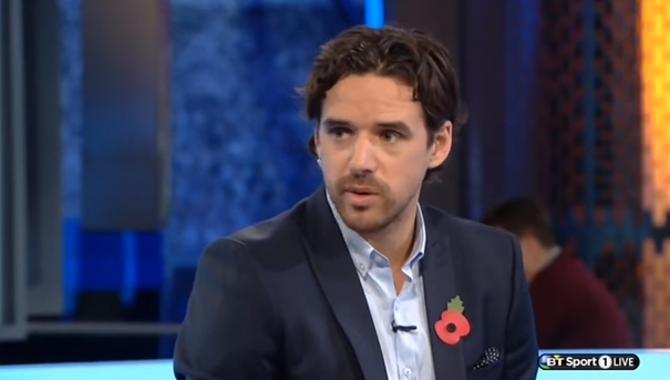 哈格里夫斯:難以想象曼聯(lián)以15名對(duì)第2名槍手,我很嫉妒他們