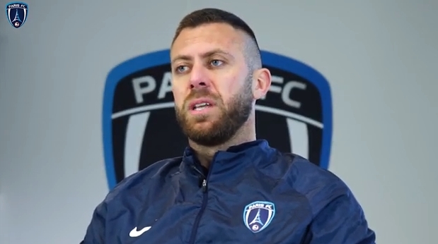 無緣看點(diǎn)球大戰(zhàn)!納斯里:梅內(nèi)因公開支持巴黎隨后被請出安菲爾德