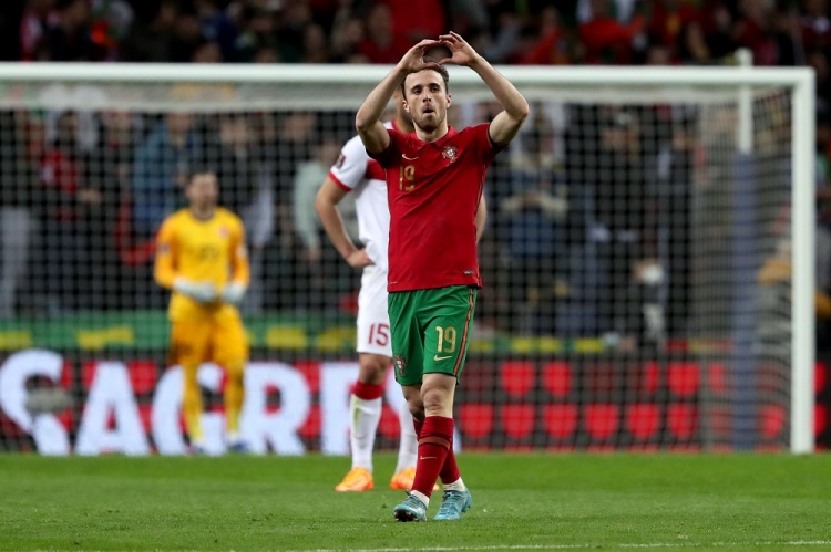 若塔：替補席甚至看臺上的球員都能提供幫助，這是葡萄牙的特點