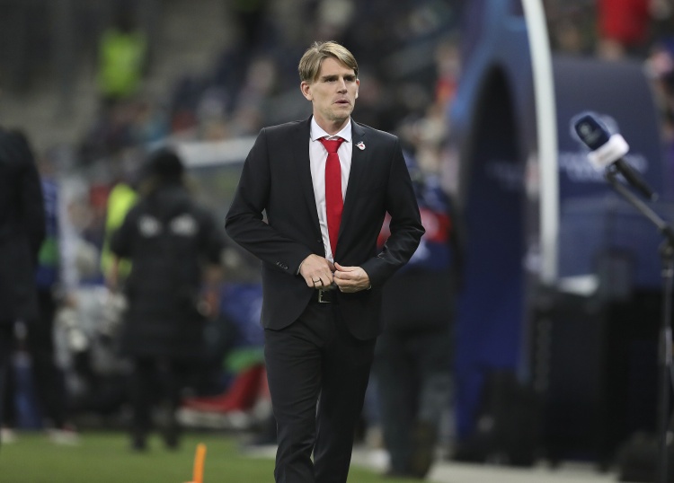 弗洛因德:伊藤洋輝腳部感到疼痛,接受MRI檢查后才能確定傷情