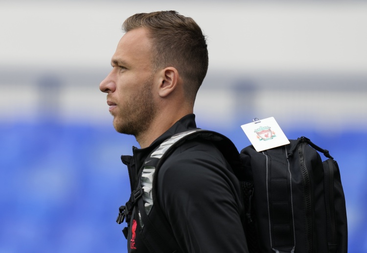 西媒:阿圖爾戰舊主表現平平,離場時遭巴薩球迷狂噓