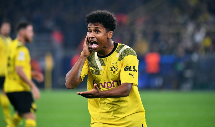 阿德耶米：上賽季的情況跟本賽季相似，但德甲可能表現沒這么糟糕