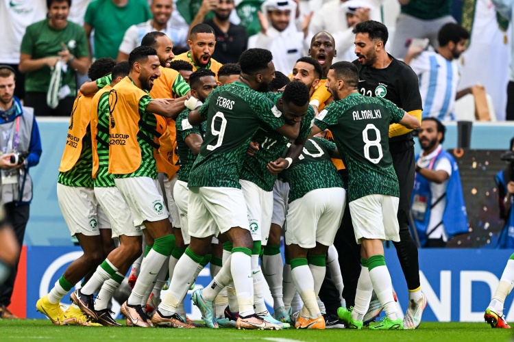 年輕化!足球報:30+老將批量落選,沙特隊征召11名“新人”