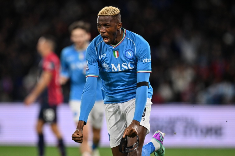 英媒:曼聯目標下賽季重獲歐冠資格,想用錢+霍伊倫交換奧斯梅恩