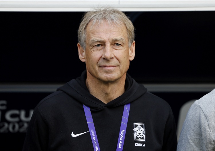 足球報(bào):歐洲名宿在亞洲執(zhí)教接二連三拉胯 提醒國(guó)足選帥少走彎路