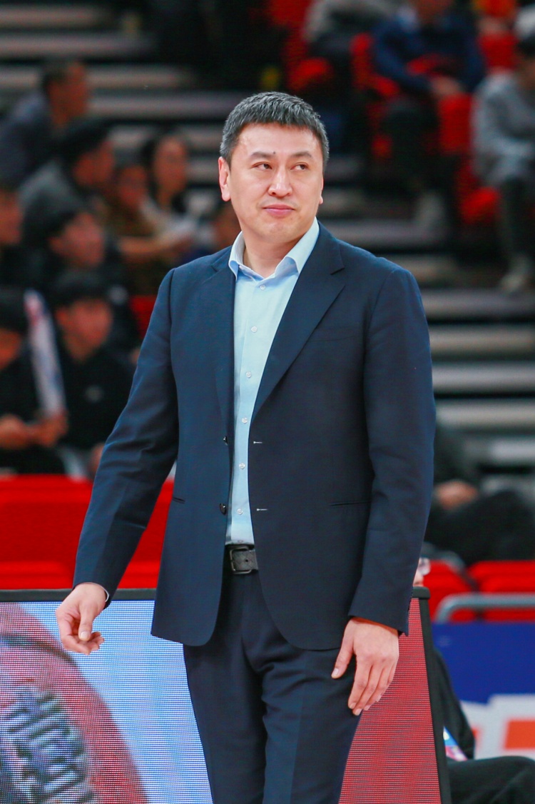 曾帶隊進(jìn)總決賽!媒體人:王世龍不再擔(dān)任浙江男籃主教練