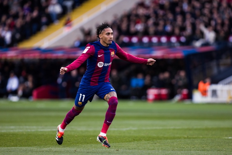 拉菲尼亞：佩德里助攻進球都不多，但他是球隊心臟和世界最佳之一