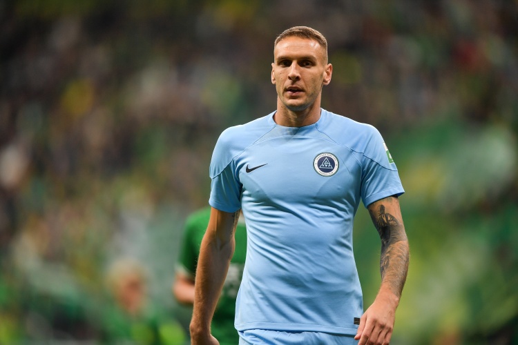 記者:深圳新鵬城今日收假集結(jié) 間歇期安排兩場(chǎng)熱身賽