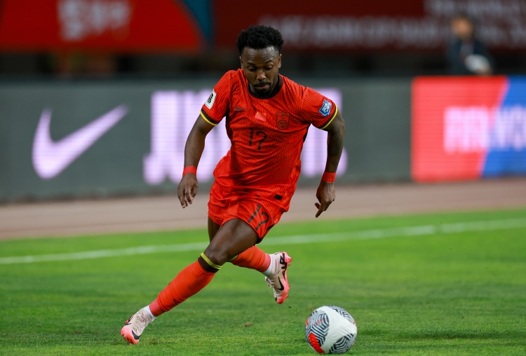 仍無下家!記者：費南多薪水120萬歐+團隊傭金共170萬，申花不接受