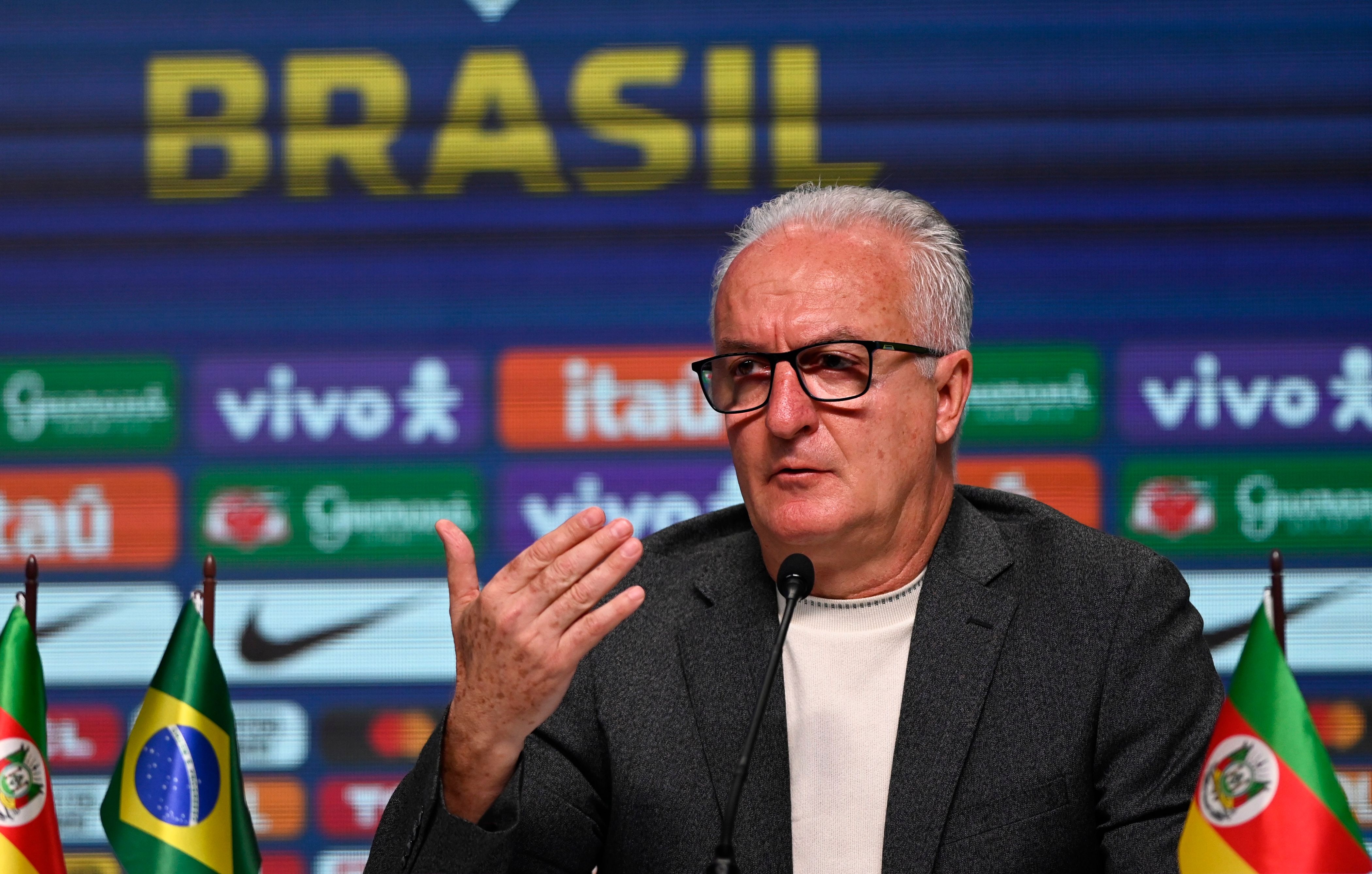 巴西主帥:世預(yù)賽從來(lái)都不輕松,南美足球競(jìng)爭(zhēng)非常激烈