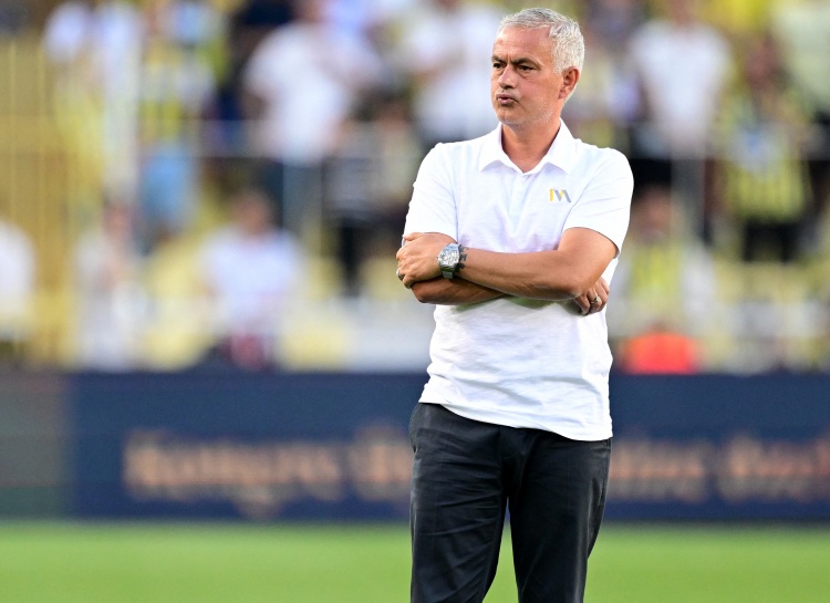 1-3流浪者!費內巴切遭遇隊史歐聯杯淘汰賽主場首敗,此前8勝3平