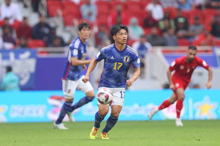 旗手憐央:晉級世界杯完成最低目標(biāo),歐冠經(jīng)驗對踢世界杯有用