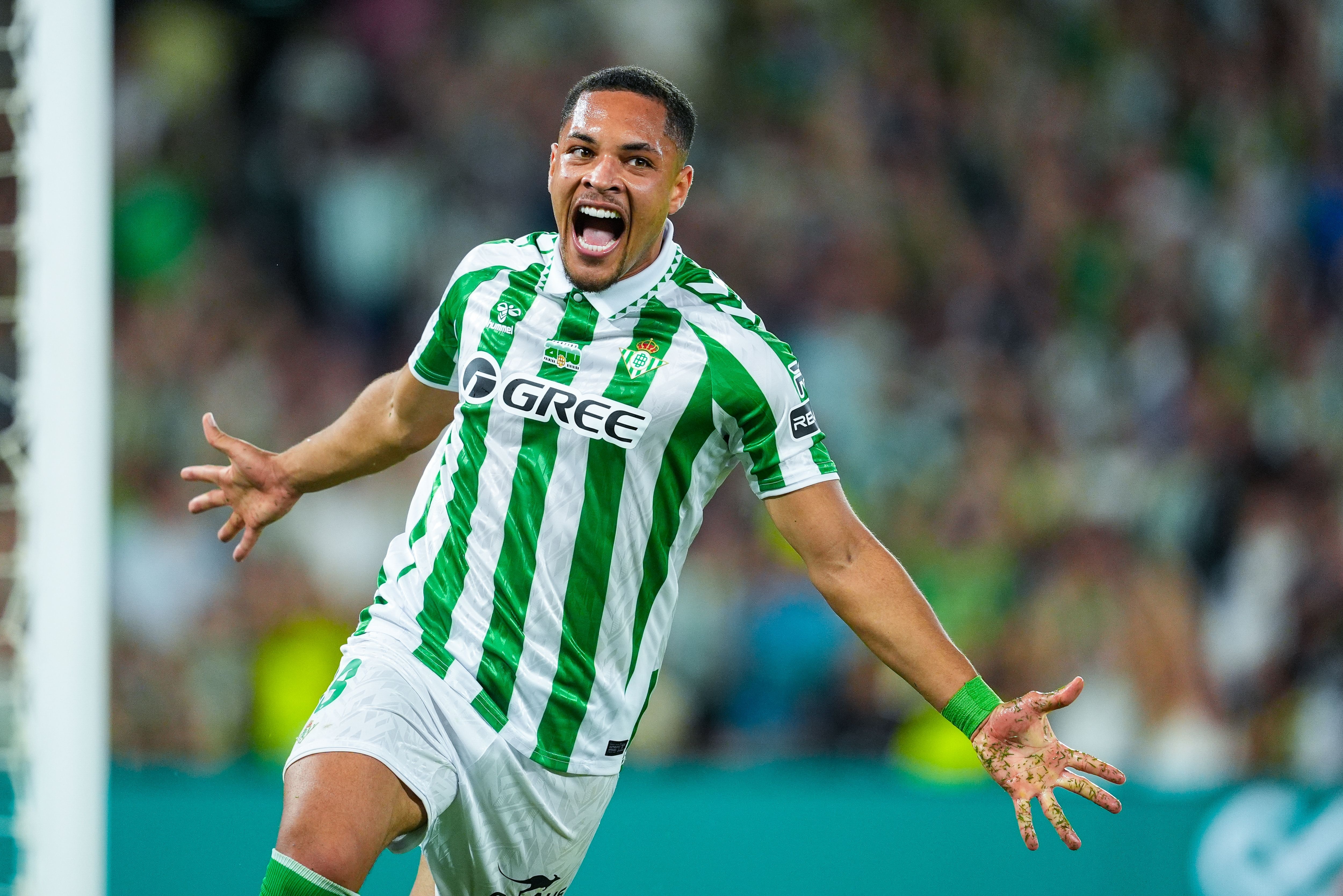 經(jīng)紀(jì)人:羅克仍可重返歐洲踢球,巴西隊(duì)9號(hào)的位置依然開(kāi)放