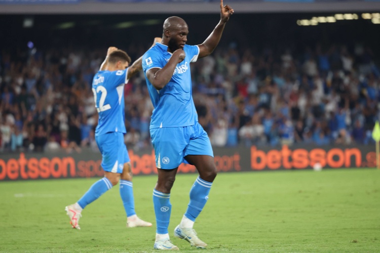 兩雙在望!31歲盧卡庫本賽季為那不勒斯在意甲已貢獻10球8助攻