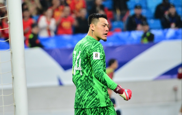 是否想過世界杯出線?王大雷:肯定是得敢想,然后才能去實現