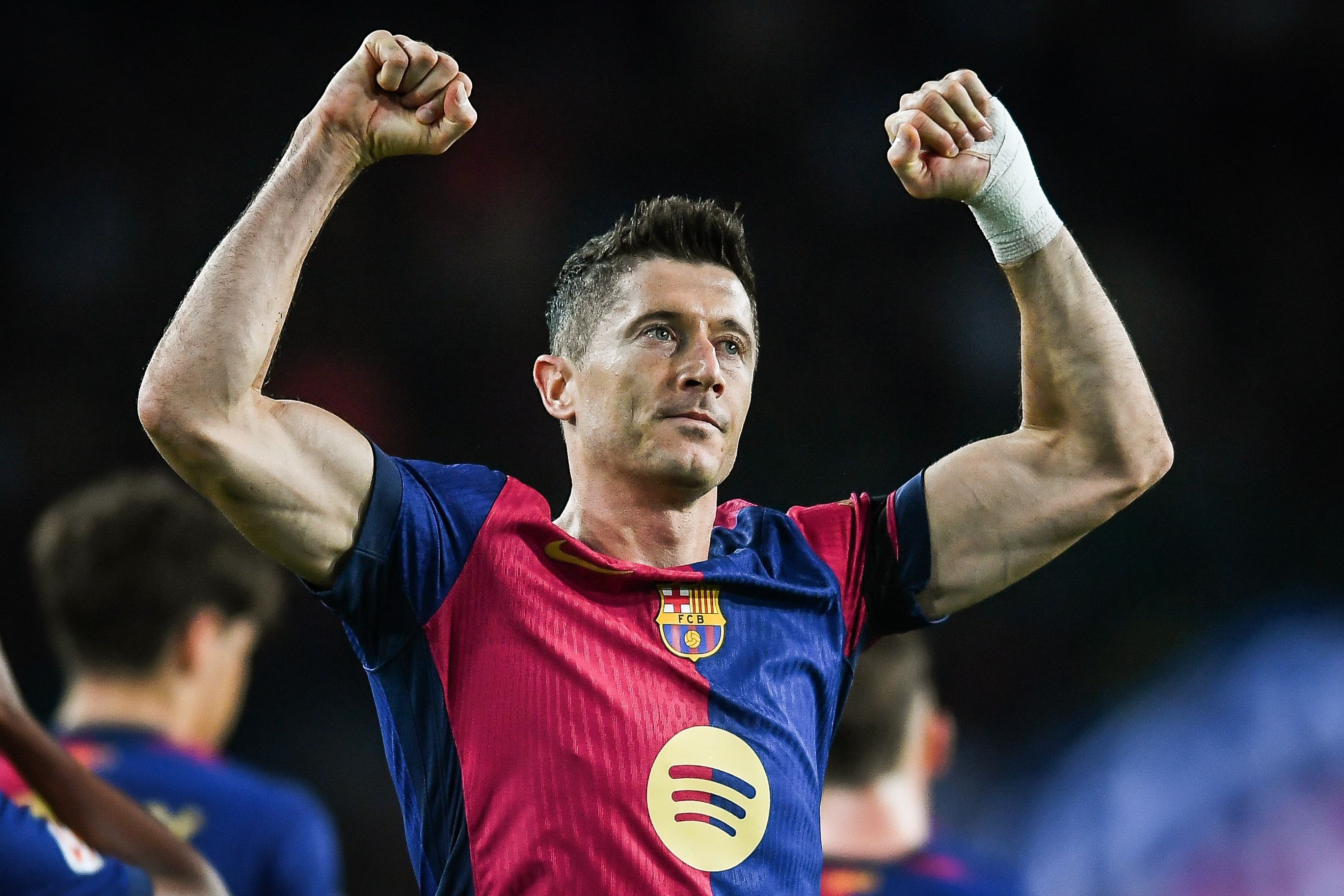 萊萬本賽季前28場西甲打進25球，上一位做到的巴薩球員還是梅西