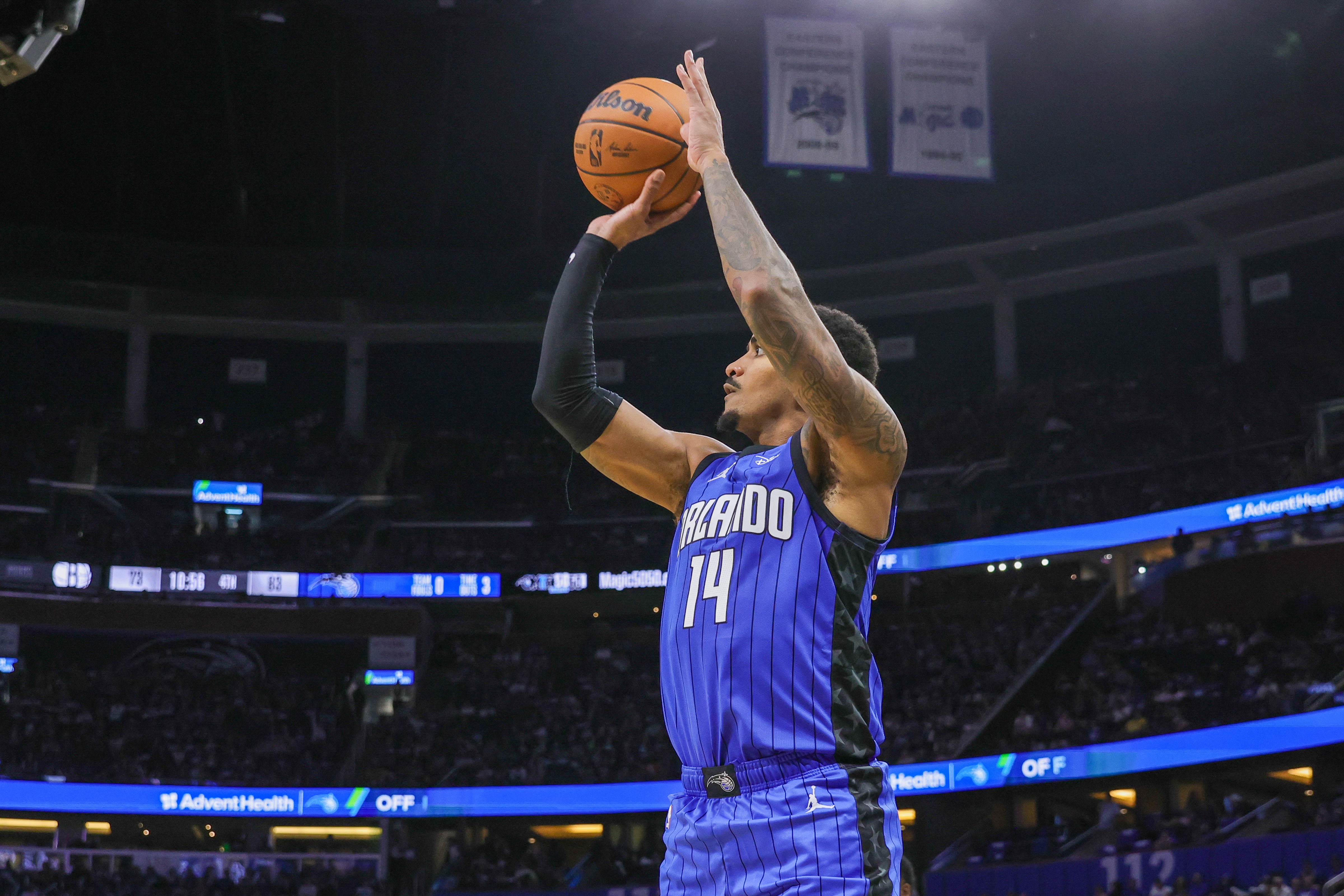 布萊克:加里-哈里斯防守積極投籃穩定 他是非常出色的老將領袖