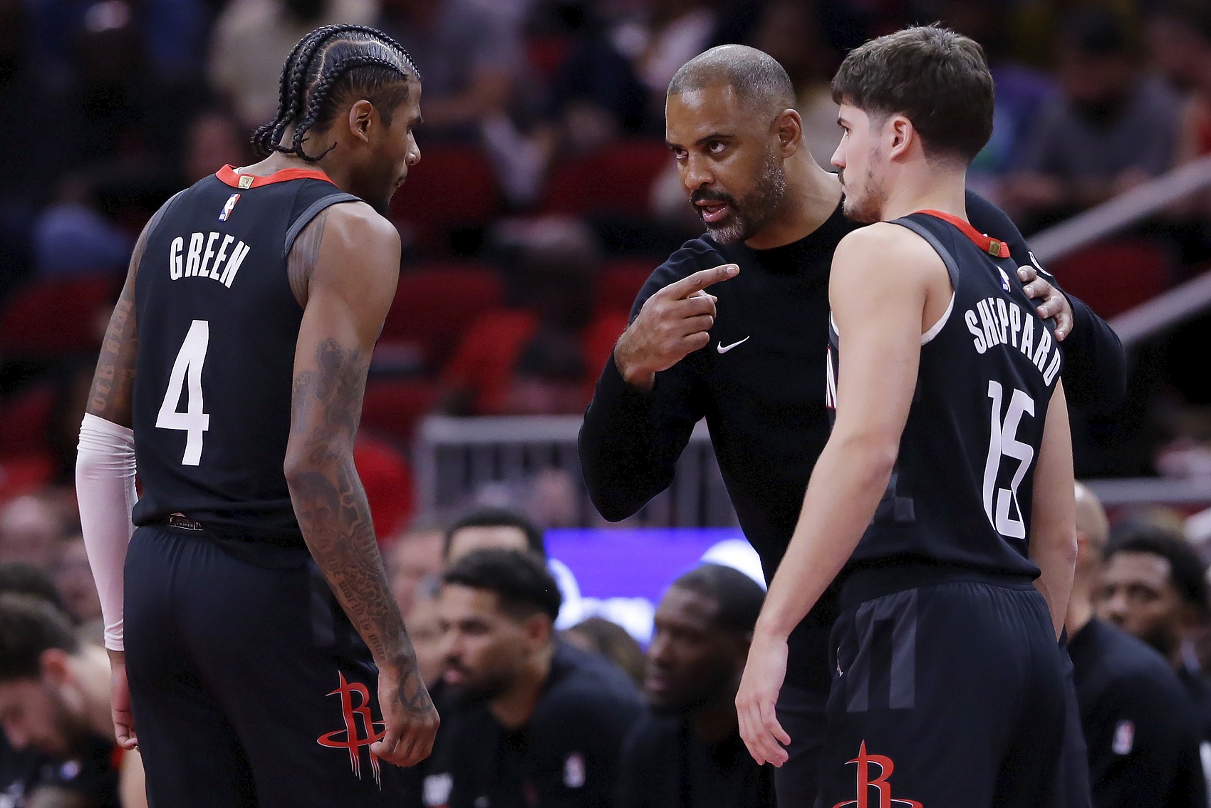 烏度卡:還要評估如何安排謝潑德的出場時間 他有可能再去G聯賽