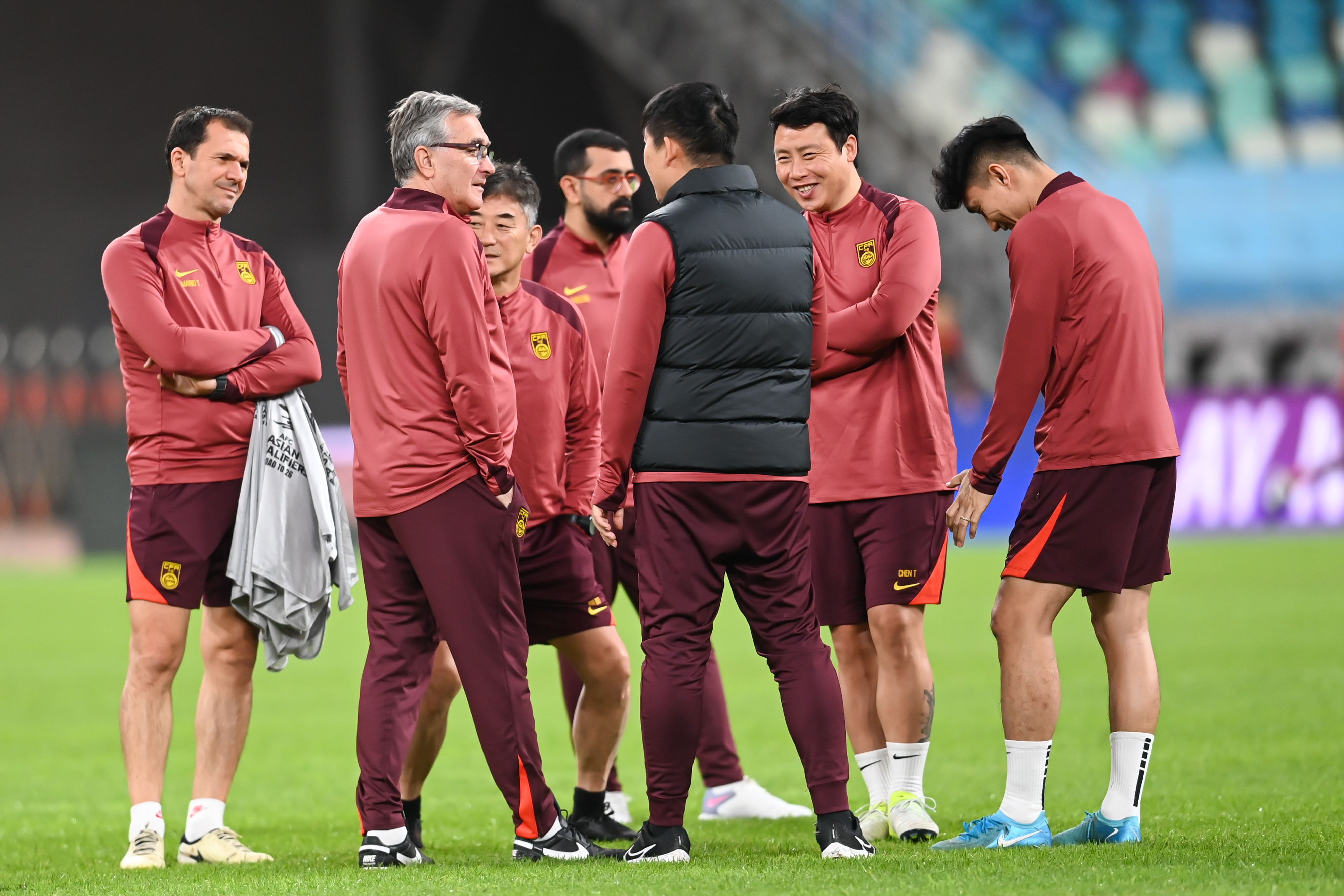 東體：國(guó)足戰(zhàn)澳大利亞必須拼下3分，足協(xié)、教練組認(rèn)識(shí)高度統(tǒng)一