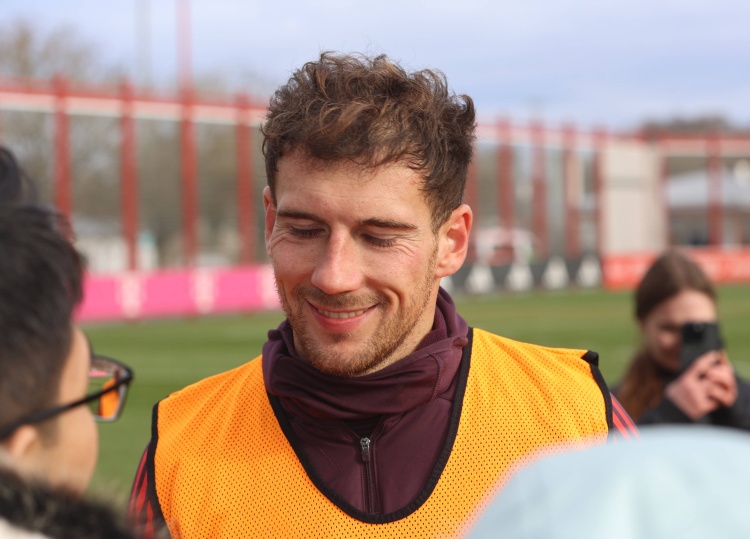 不賣了?弗羅因德:格雷茨卡抓住機(jī)會(huì)證明了自己,未來拭目以待