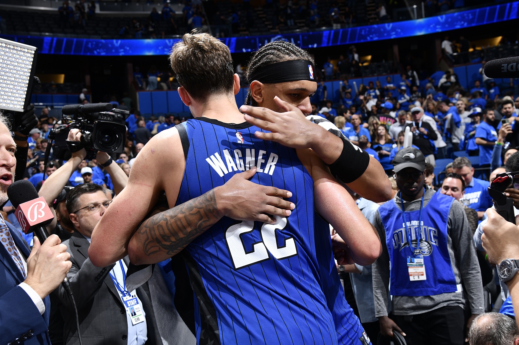 班凱羅:我和小瓦格納都極具侵略性 防守端都非常專注