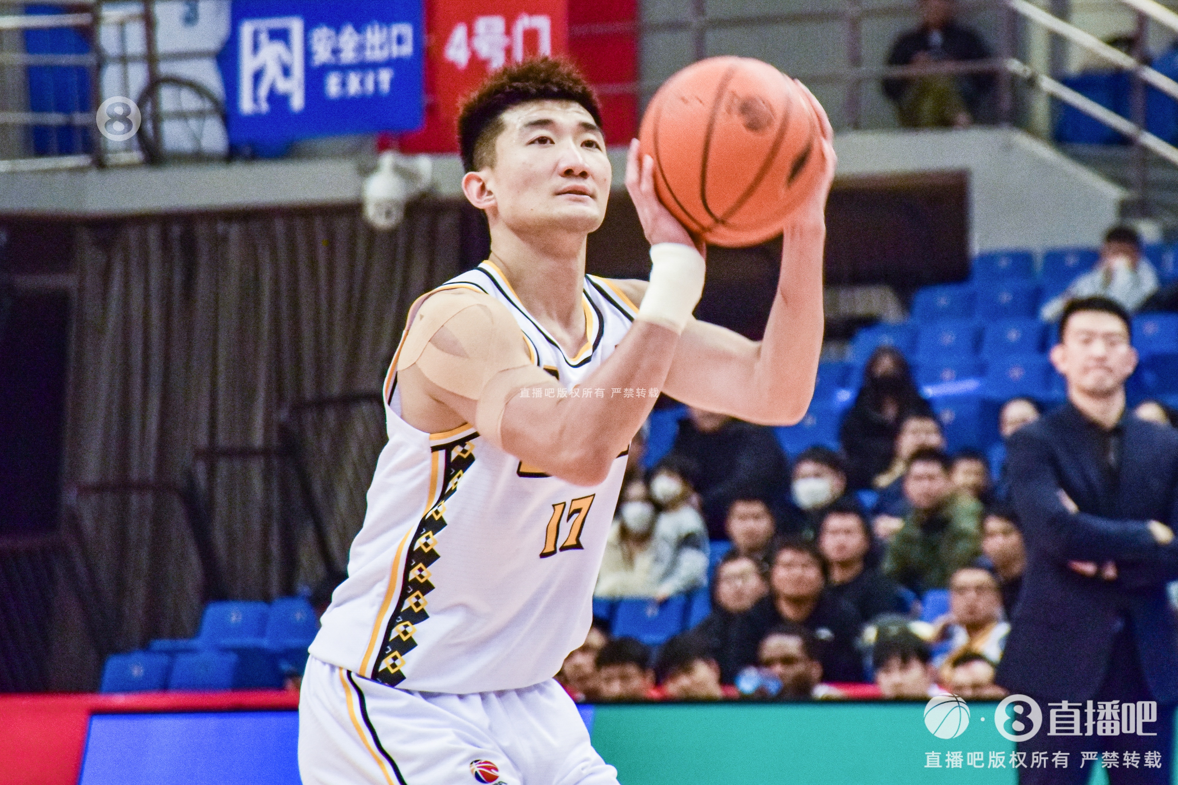 早日康復!探長:孫銘徽已經脫掉保護靴 可以正常走路