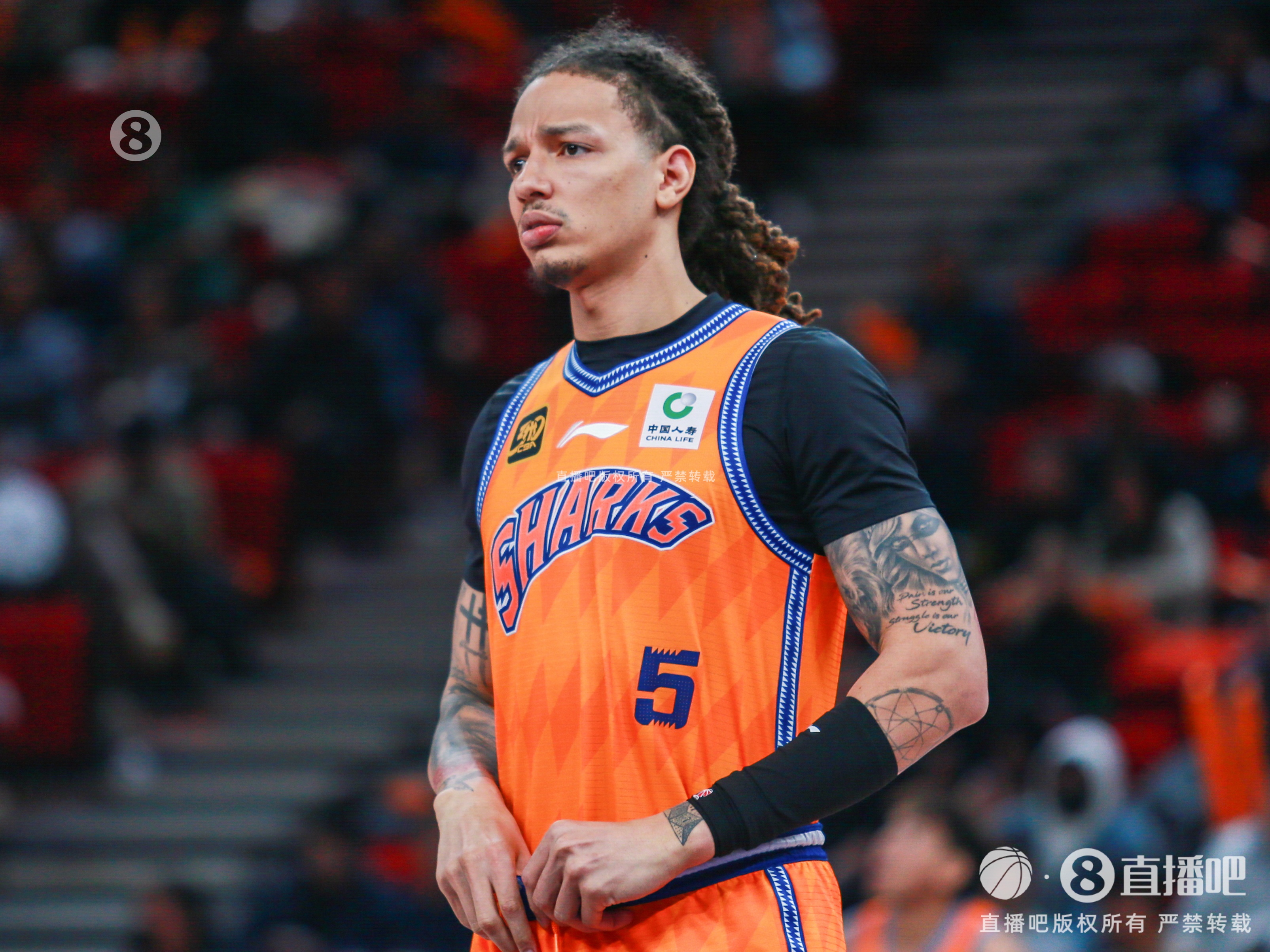 內外都行!威爾遜16投10中&三分11中6 攻下27分6板4助