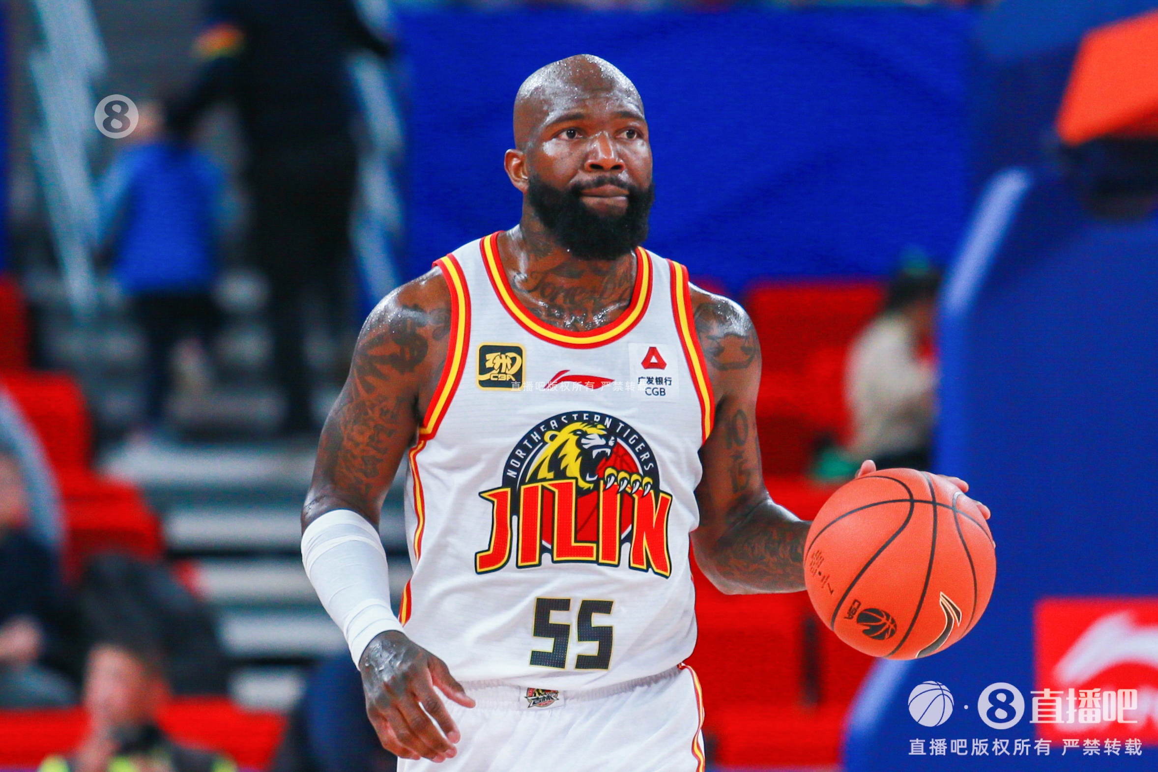 準三雙但效率太低！多米尼克-瓊斯23中8空砍24分10板9助