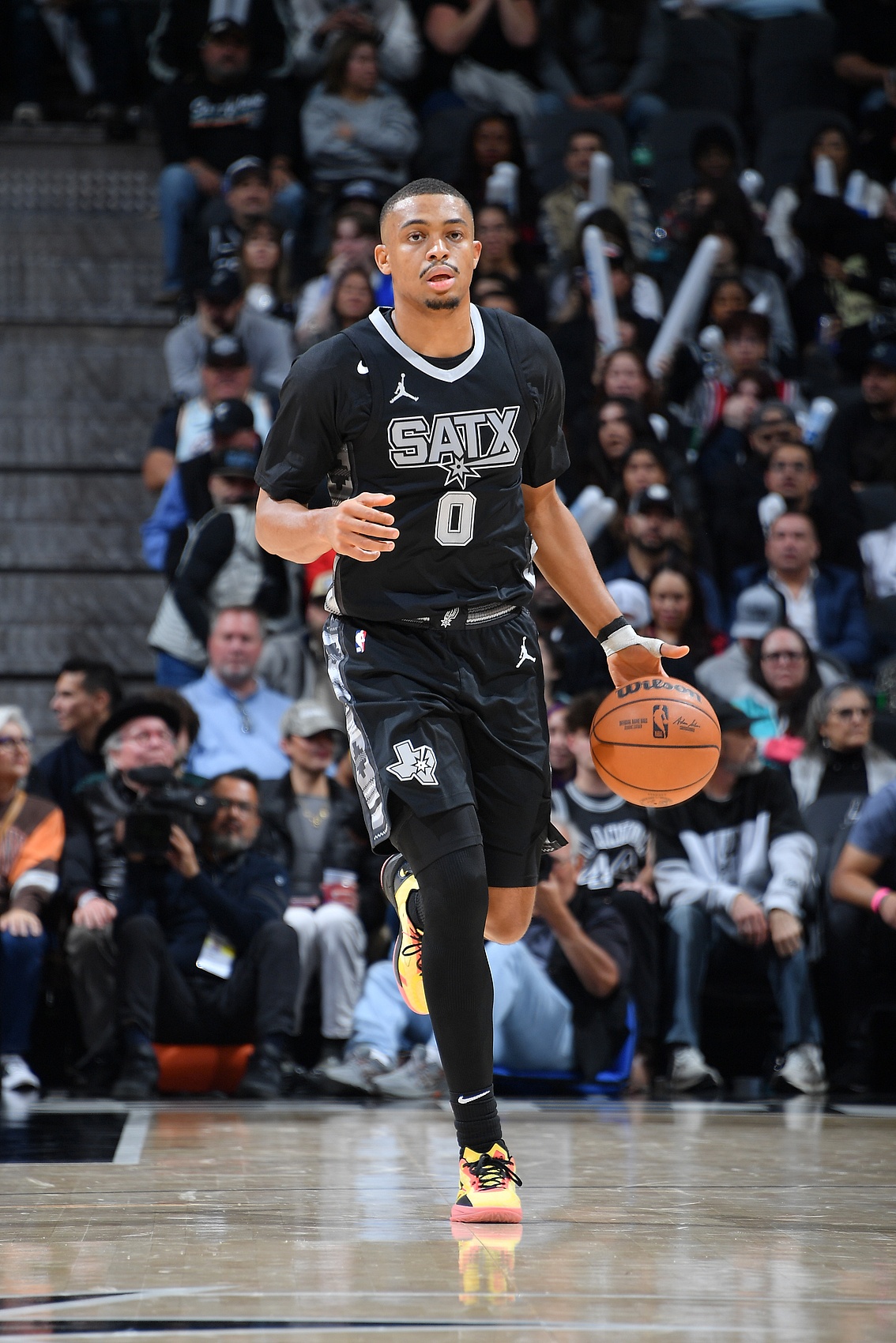 高效替補!凱爾登9投7中&罰球4中4 貢獻18分5板2助