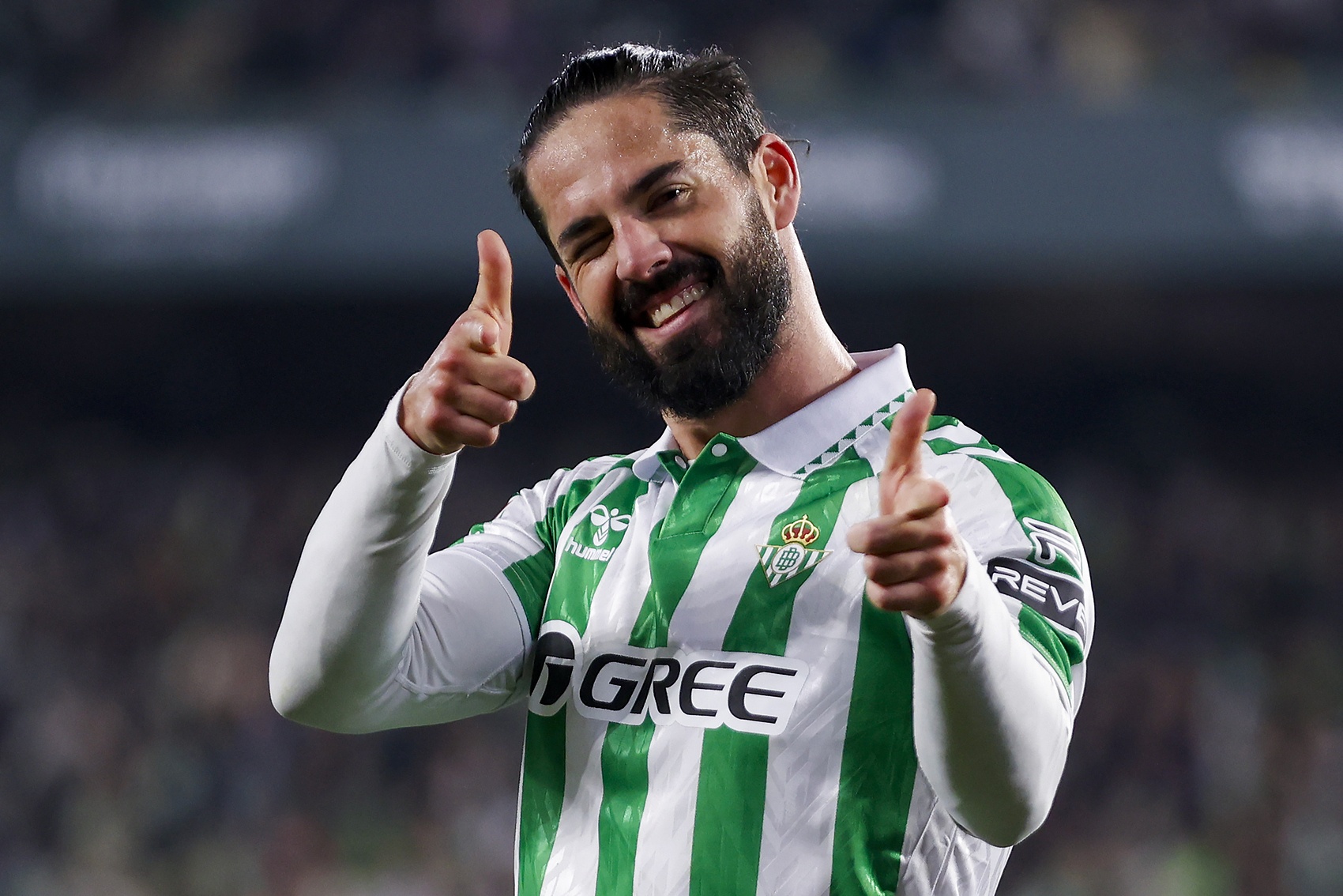 伊斯科:我們得發(fā)起眾籌讓安東尼至少再留一年,他的到來帶來質(zhì)變