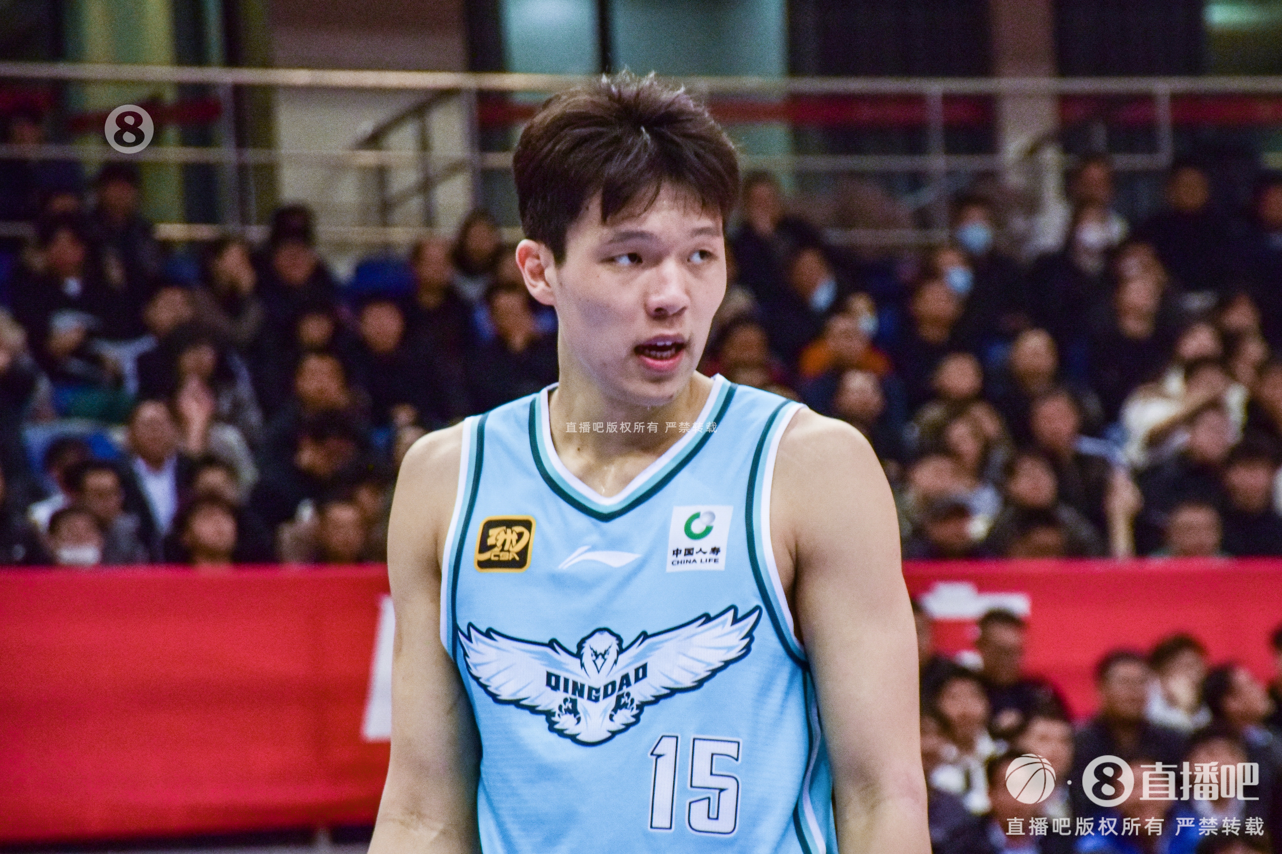 攻防存在感十足!楊瀚森半場5中4得13分6籃4帽&4失誤 重摔后離場