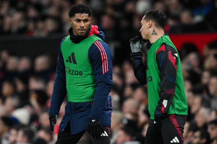 英媒：曼聯夏窗預計轉出多達10名球員，有信心出售安東尼