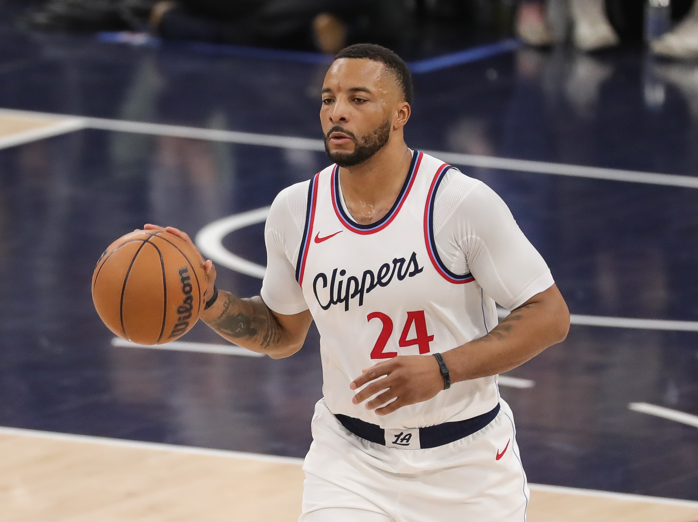 今天對陣黃蜂!泰倫-盧:鮑威爾復出并首發出戰 鄧恩缺陣